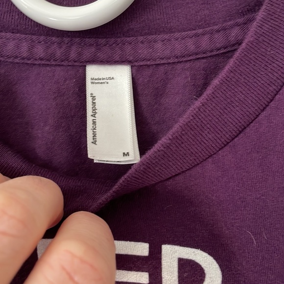 Keep Calm and Kiss the Girl Tee - Picture 2 of 4